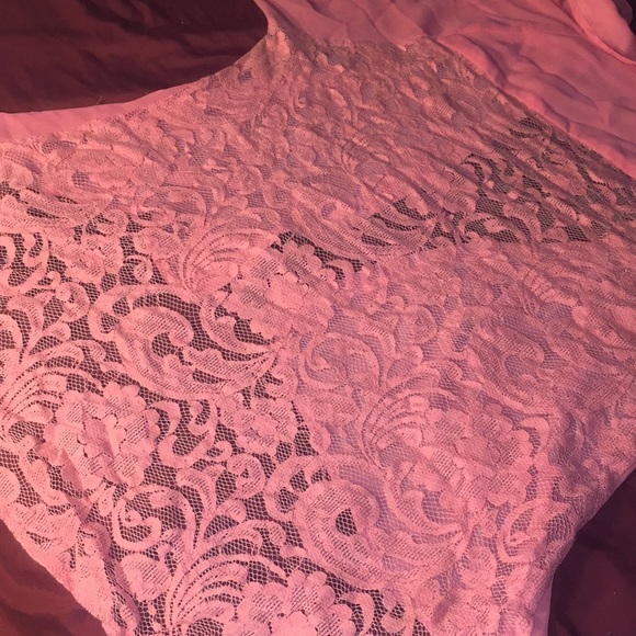 Pink button down (L) - Picture 6 of 8